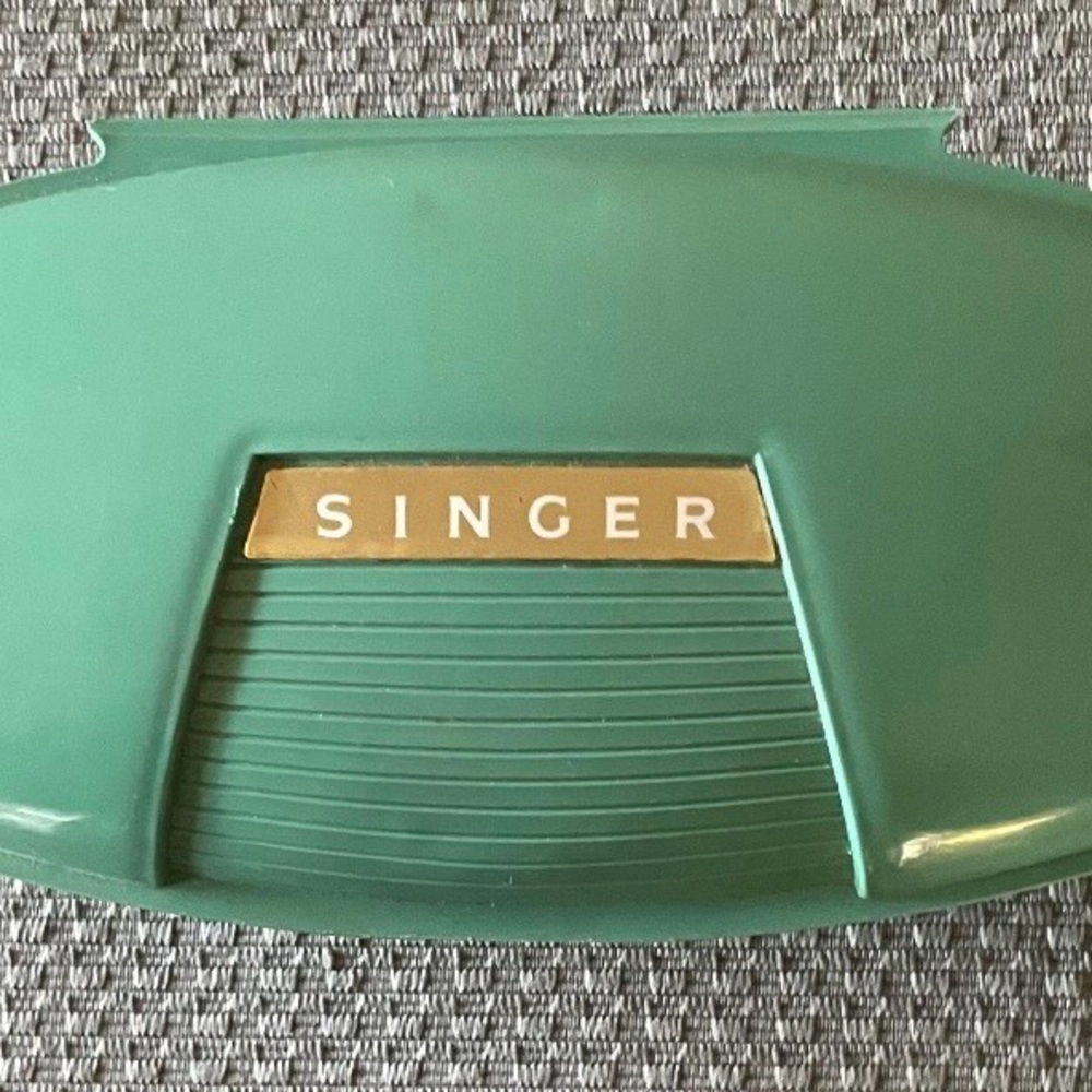 Singer Green Buttonholer and Case